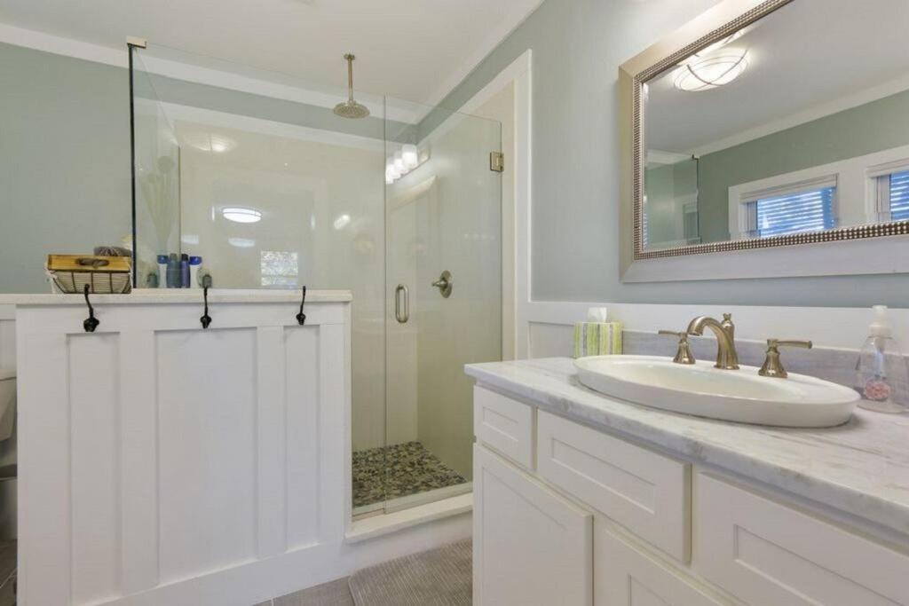Shady Oaks Beach House With Beautiful Ocean Views! Gulfport Exterior photo